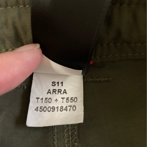 The North Face Aphrodite Capri Pants green Size 6 TNF hiking everyday 5 pockets - Picture 9 of 9